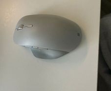 Microsoft Bluetooth Ergonomic Mouse