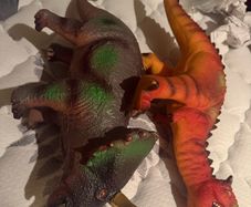 kids toy dinosaurs like new