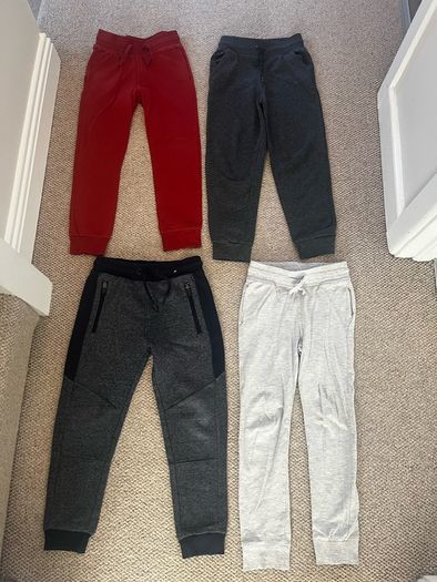Bundle of 4 x boy trousers age 7-8 years