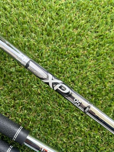 Full set of left handed golf clubs