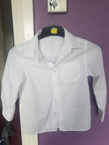 White shirt 5/6 years boy  please read desc