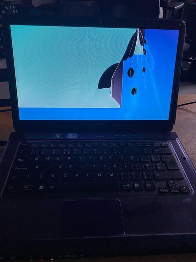 Sony Vaio i3 processor Laptop for sale + 17" Lcd Monitor