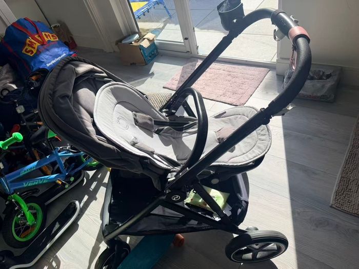 Buggy : Stroller + Carrycot