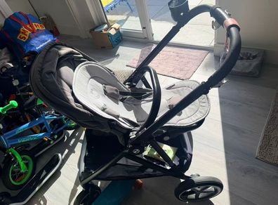 Buggy : Stroller + Carrycot