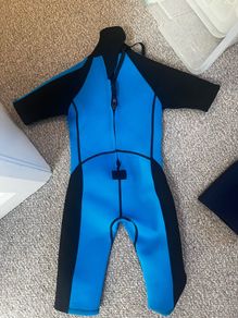 wetsuit age age 6
