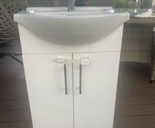 Free bathroom sink and vanity unit need gone ASAP due to house clearance