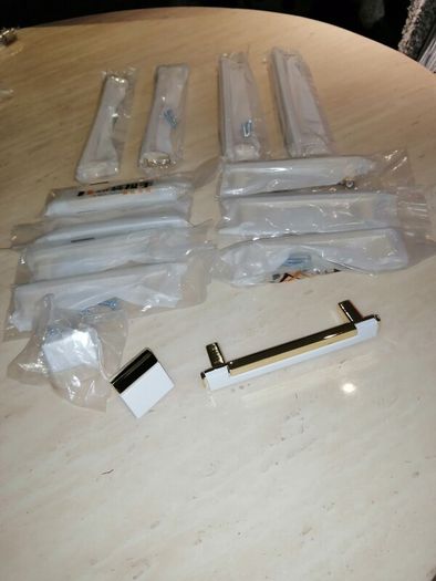 Set of Handles