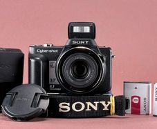 Sony Cyber-shot Dsc-h10 Digital Camera