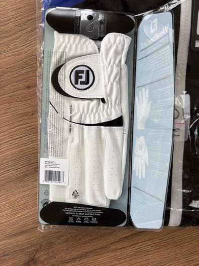 Sunderland Waterproof Jacket + Footjoy Glove