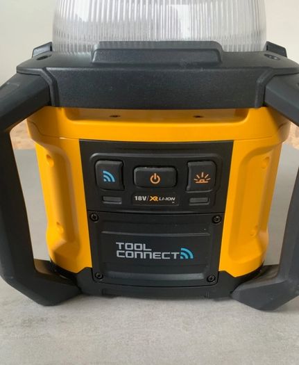DeWaLT 18V XR Cordless Brushless Impact Wrench 1/2 Inch Drive 5AH 18V PowerStack Battery Charger. DeWALT 18V XR Cordless Area Led Work Lights 5000LM Tool Connect Technology.
