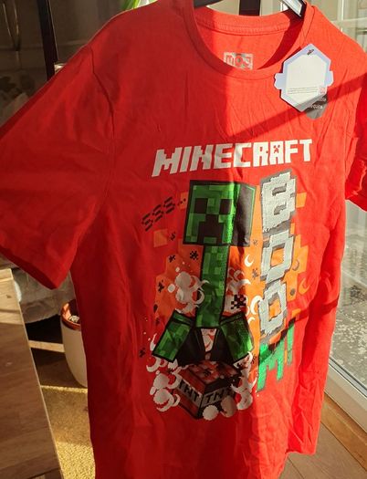 New Tags Minecraft  Tshirt Fantastic Reverse Sequin Boy/girl  Age 12/13 Yrs