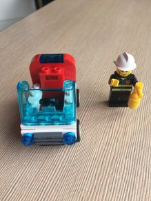 LEGO City: Fireman's Car Set 30001