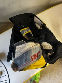 Scuba gear: BCD, Reg (incl octopus), dive computer and cyclinder