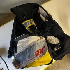 Scuba gear: BCD, Reg (incl octopus), dive computer and cyclinder