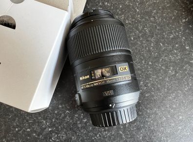 Nikon Af-s Dx Micro Nikkor 85mm F/3.5g Ed Vr