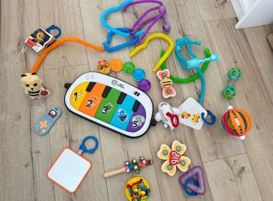 Baby toys