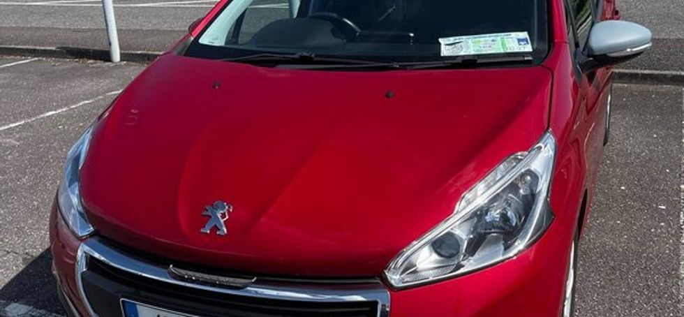 Peugeot 208 low mileage