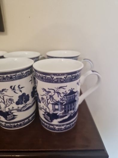 Newbridge willow mugs