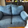 free blue couch Image 3