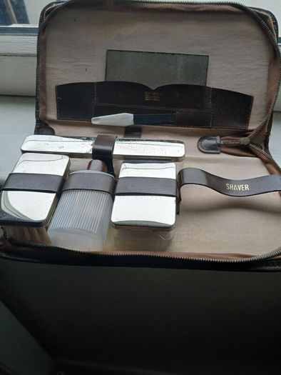 Vintage Shaving/Manicure Set