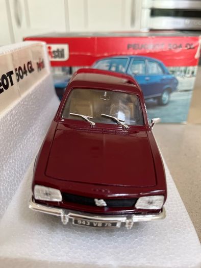 Peugeot 504 GL scale 1/25 Year 1976 Polistil Rare