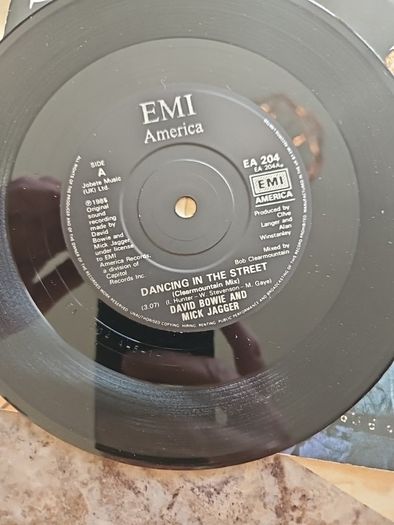 Bowie / Jagger 7" - Dancing In The Streets