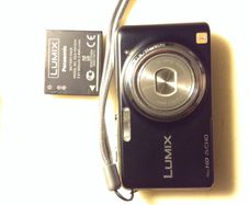 Panasonic Lumix DMC-FX77