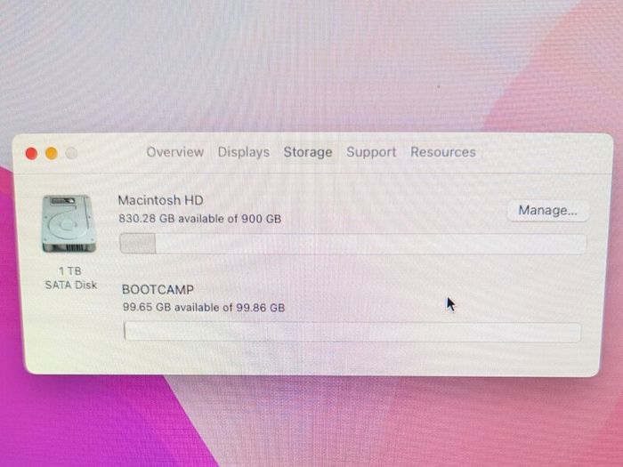 Apple iMac 21.5 inch Late 2015 Full Bundle with Keyboard, Mouse and Trackpad