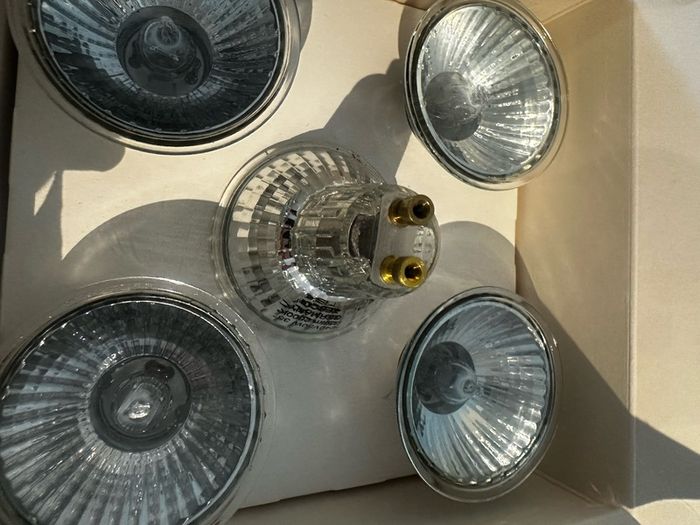 10 Halogen Spotlights