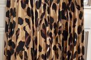 Ladies leopard print skirt- petite