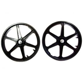 Plastic Bm Wheel Steel Hub Rear