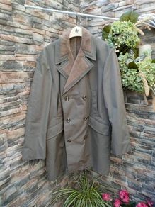 Vintage 80s JW Balfour overcoat  Size XL -XXL , measurements in the photos  Faux fur lined  Multiple pockets  Great condition for its age  Extremely warm