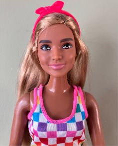 Barbie in Maxi Dress( Curvy Model)