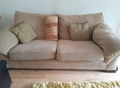 High cushioned, very comfortable  large 3 seater  with matching  chair.  Sofa 215cm  length,  chair 110cm.