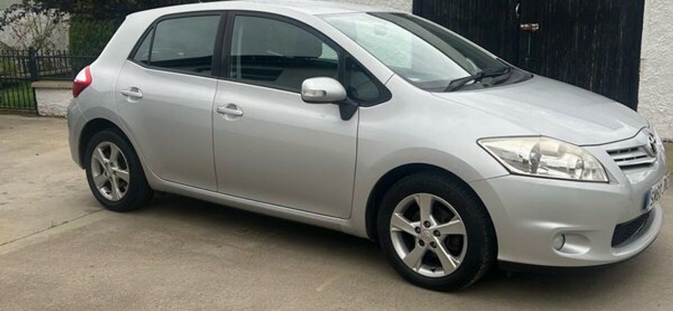 Toyota auris