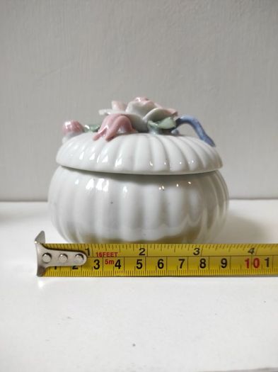 Vintage Porcelain Trinket Box