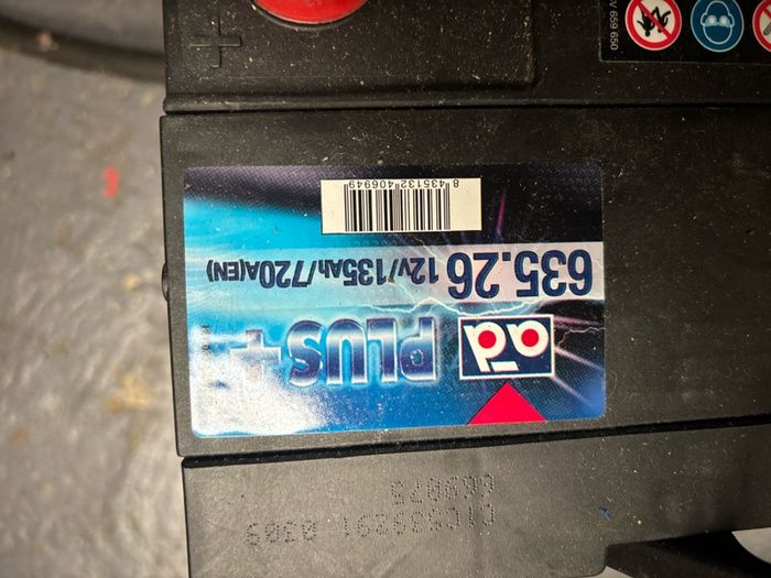 heavy duty 12v 135Ah battery