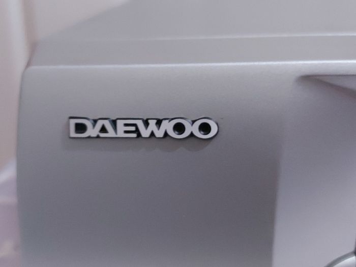 DAEWOO VHS Player, Silver, Model No. ST220PI, in excellent condition, seems to be working fine