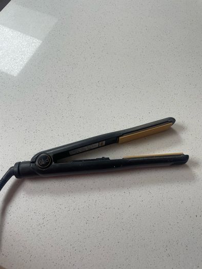 GHD hair straightner