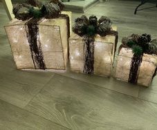 Set of 3 Illuminated Christmas Presents Decor for Indoor Use