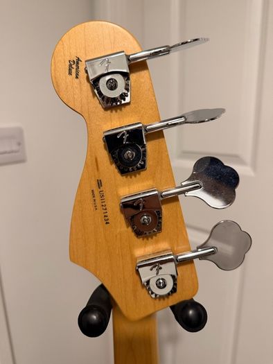 Fender USA Deluxe Jazz Bass