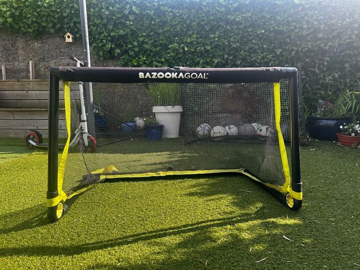 Bazooka Goals (two goals)