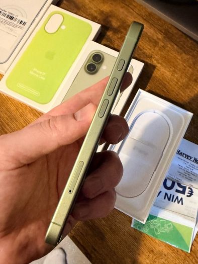 iPhone 17 Sage Green