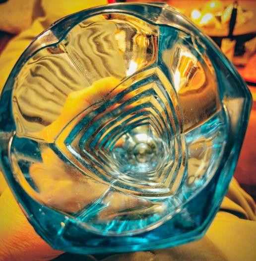 Vintage turquoise vaseline vase