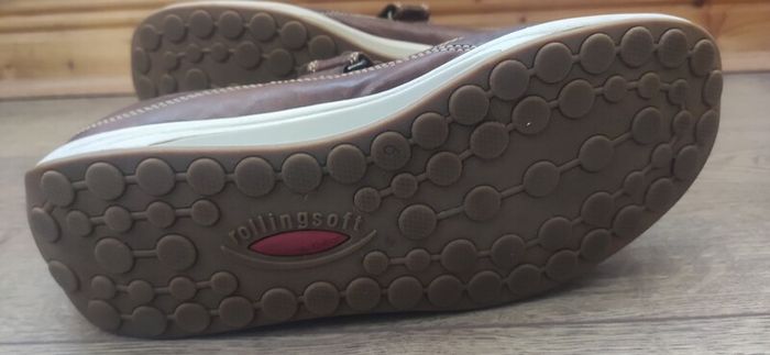 Rolling soft by Gabor leather shoes size 6