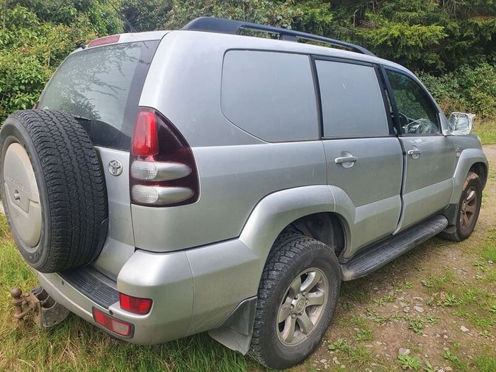 Toyota Land Cruiser 2010