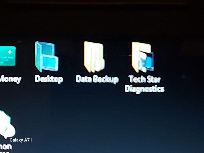 Compaq Presario CQ60-218EA 15.6 Laptop, AMD Semprom SI-42 2.1GHz, Windows Vista, 2GB Ram, 500GB HDD in Excellent condition, a True Blast from the Past