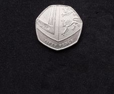 UK : 50p Coin , Royal Shield of Arms , 2015