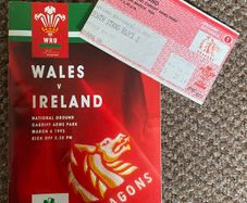 Very Rare 1993 Wales v Ireland - Five Nations Championship Programme & Match Ticket