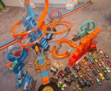 Hot Wheels Bundle 5 Sets, Cars and Monster Trucks